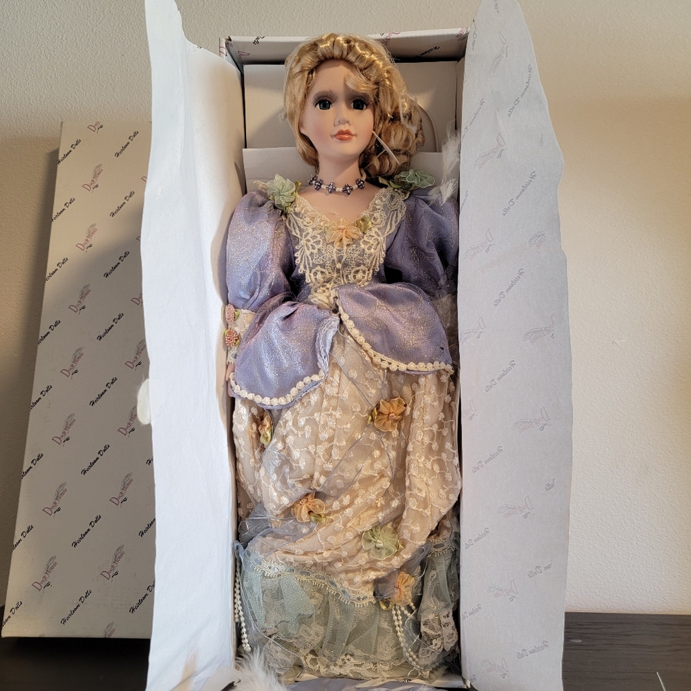 Duck House Heirloom Doll Juliet